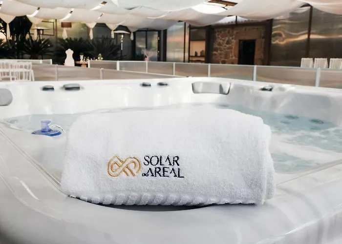 Hotel com jacuzzi: Turismo Homes Solar Do Areal